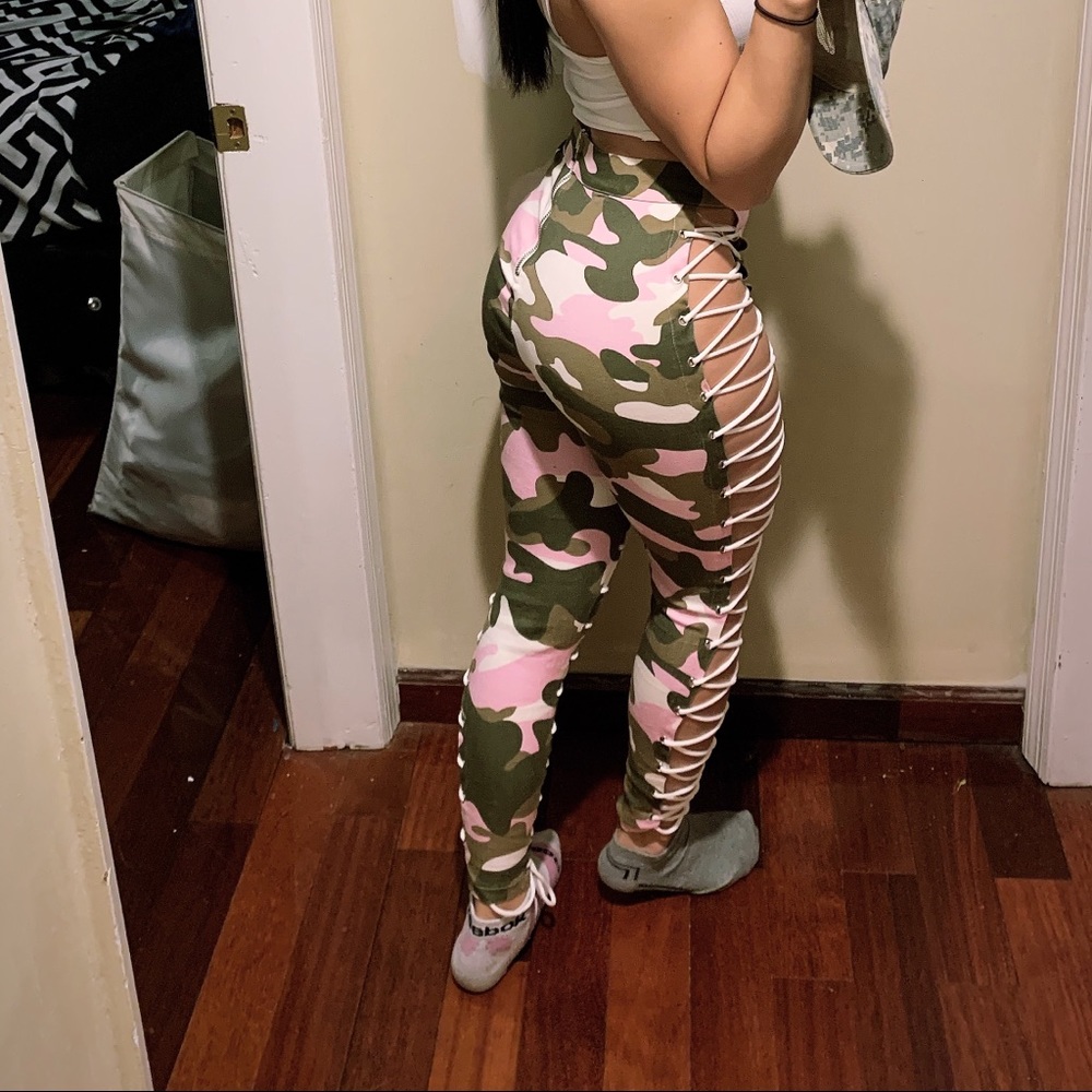 Camo pants